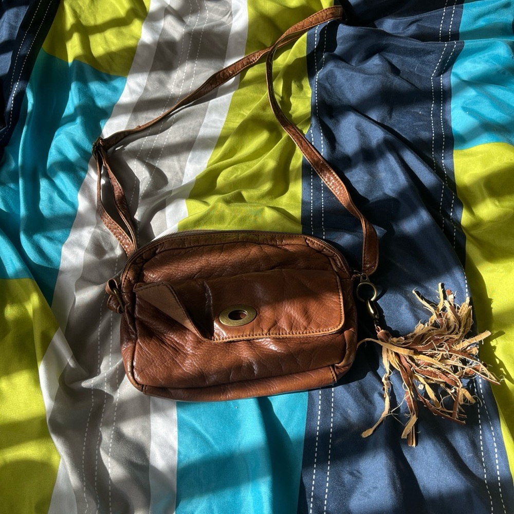 women’s purse brown